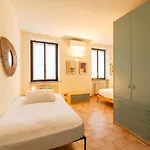 Casa Tua Maggiore * Castelletto sopra Ticino